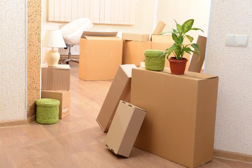 Careful labeling and boxing by packing services in Snaresbrook