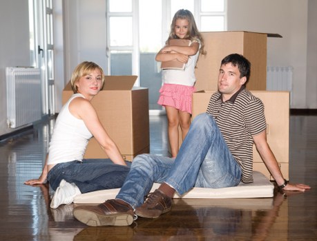 Flexible storage space in Snaresbrook for personal belongings and stock